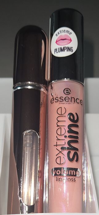 Lip gloss e recarga de perfume