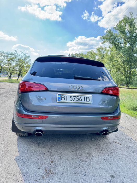 Audi Q5 2013 рік.