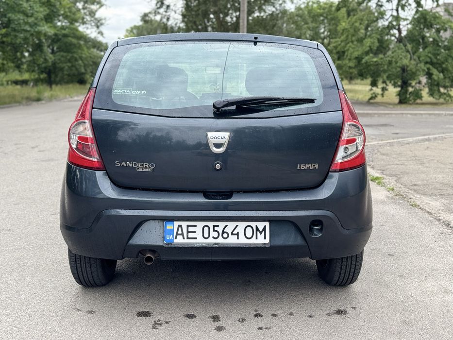 В продаже Sandero 1.6