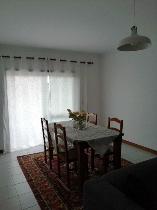 Arrendamento de apartamento T1 - Quinta Armada