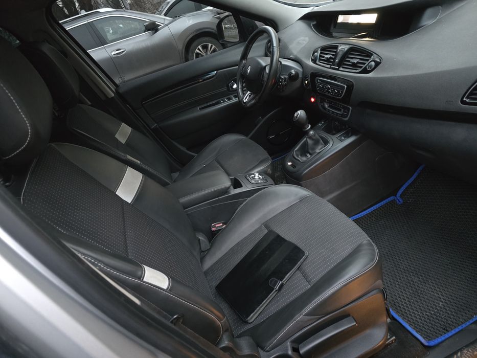 Renault  Grand Scenic 3 2011 дизель