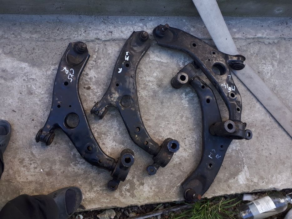 Рычаг передний в сборе Mazda 3 (BM) 6 (GJ) cx5 с 2013года