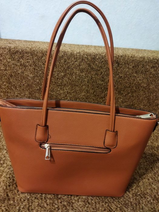 Продам кожаные новые сумки