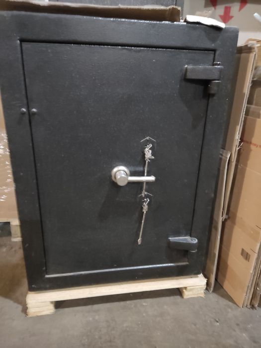 Продаю  вогнестійкій сейф