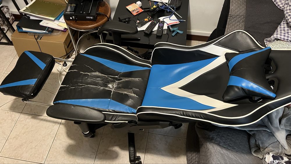 Cadeira gaming usada