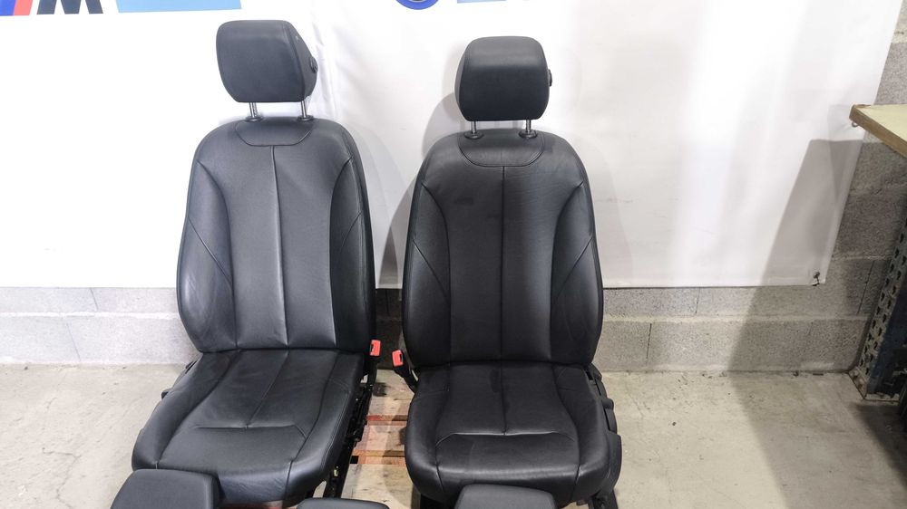Bancos BMW Serie 3 (F30) Normal em Couro (Costas Passageiros Rebativel)