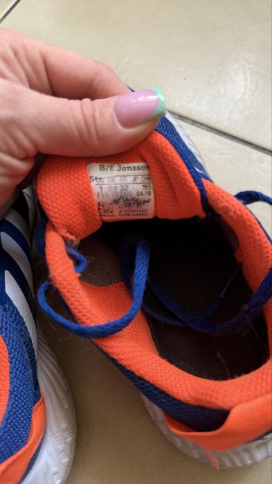 Кросівки adidas, розмір 32, дуже класні і зручні