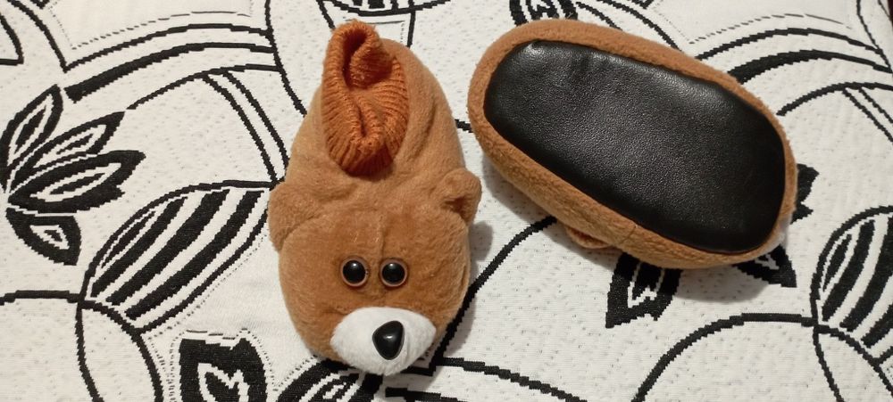 Pantufas confortáveis, tamanho 199