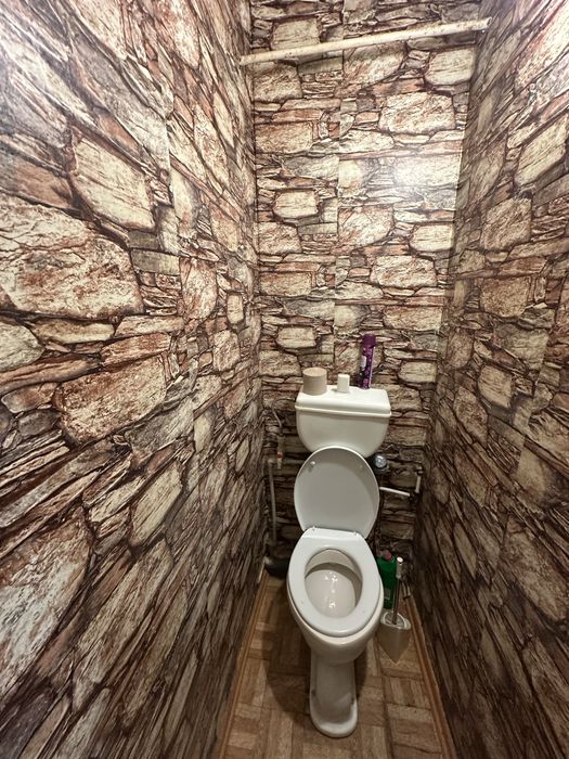 Квартира подобово!зайнята до березня