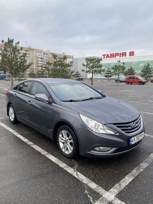Продам HYUNDAI Sonata yf
