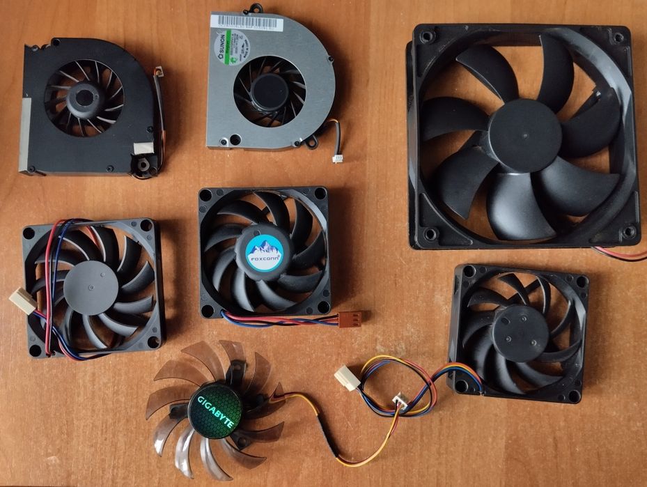 Продам лот запчастин для ПК: кулери (вентилятори) та кабеля SATA/живле