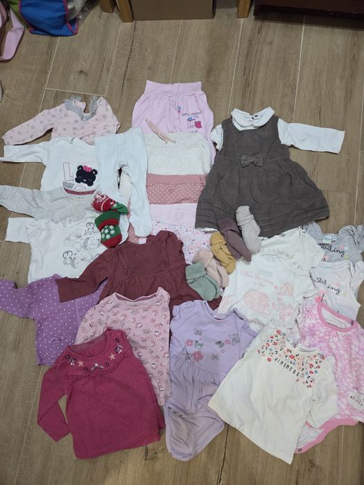 Paka ubrań r. 68 dziewczynka