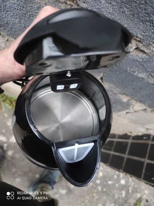 Електрочайник для авто