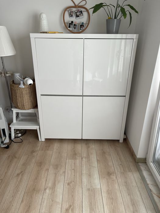 Movel alto branco lacado