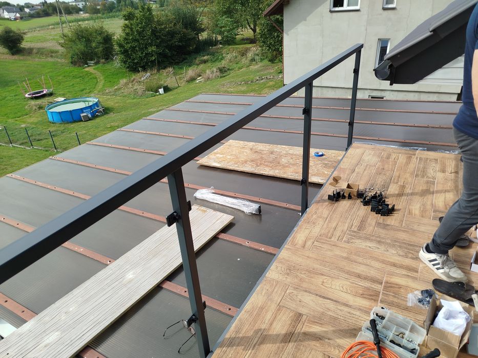 Balustrady, balustrady szklane, metalowe, balustrada