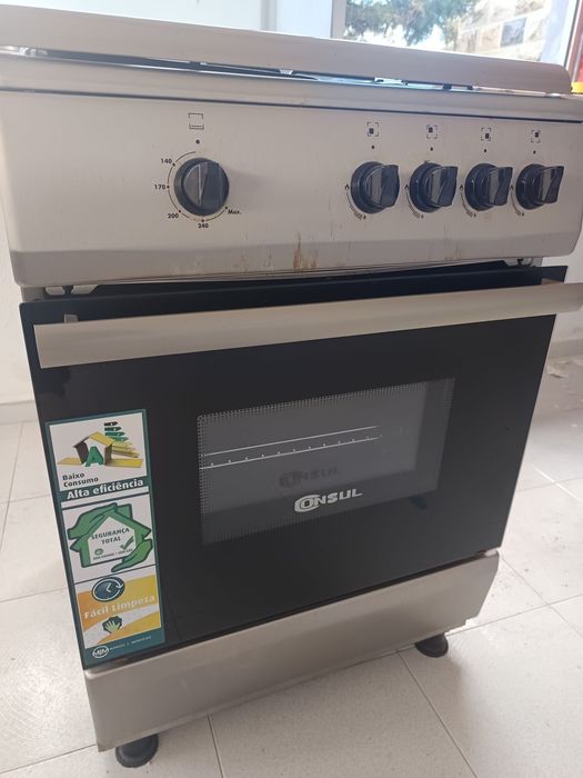 Fogão a gás Consul com forno – como novo