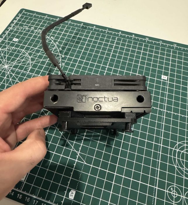 Кулер Noctua NH-L9a-AM4 chromax.black, чудовий стан з термопастою