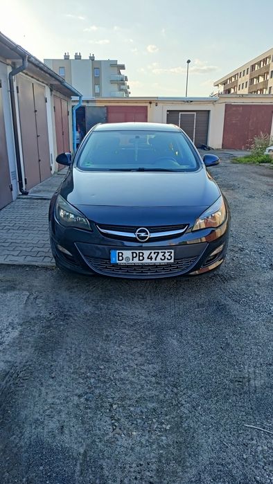 Do sprzedania Opel Astra J - 1.4 turbo