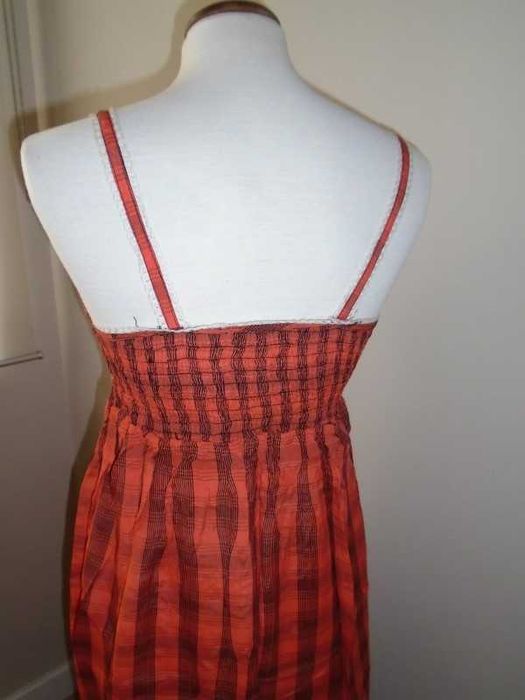 Vestido vintage com elástico