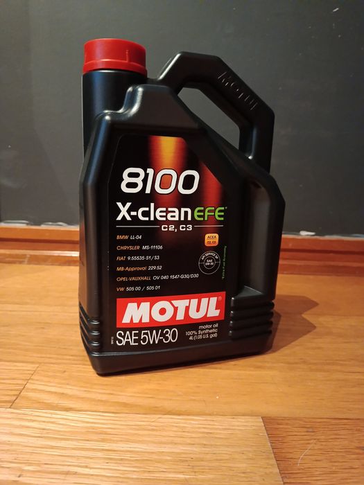 Óleo Motul 5W-30 - Novo (4L)