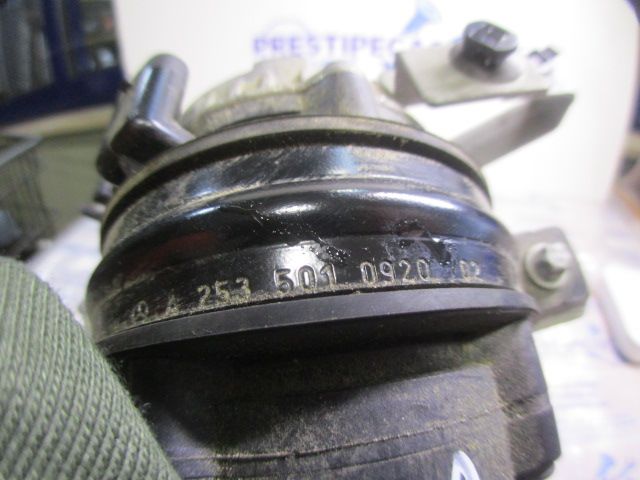 Bomba de água MERCEDES-BENZ EQB (X243)