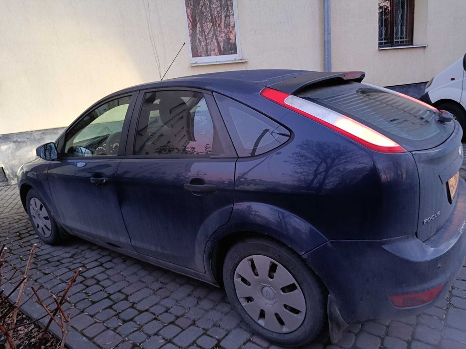 Ford Focus 2011 хатчбек