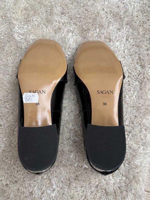 Półbuty Sagan r. 38 buty damskie czarne na obcasie