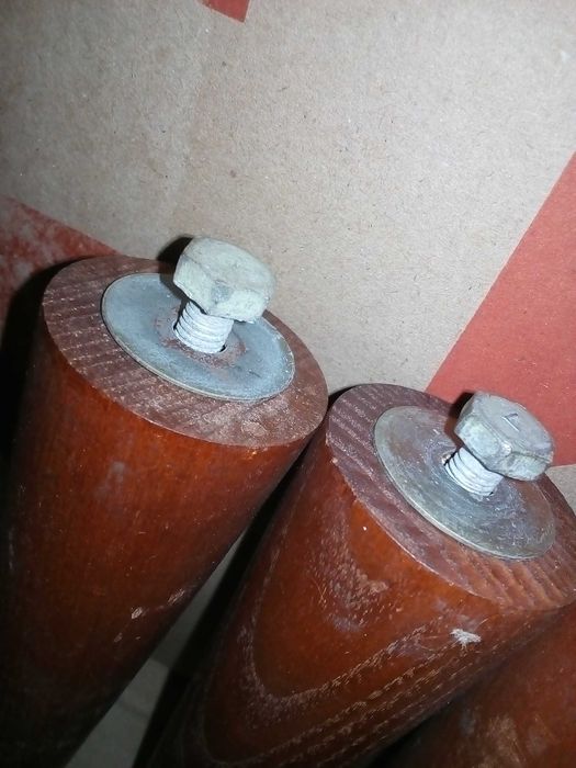 ножки 202 mm 4 шт. мебельные деревянные. СССР.  для мебели