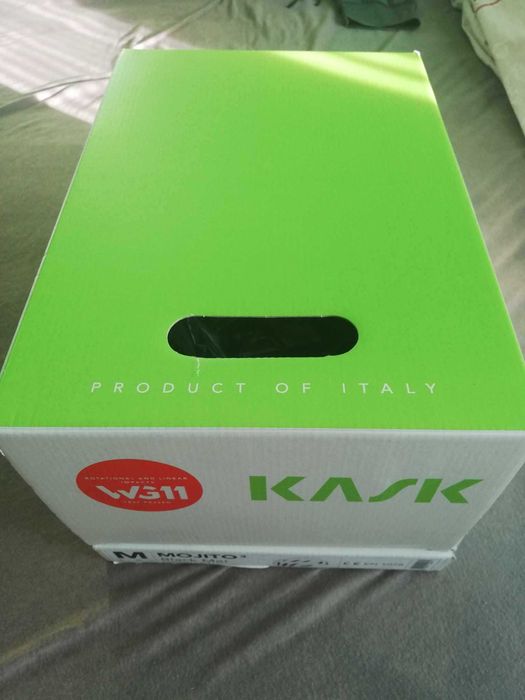 Kask marki KASK Black Mat M