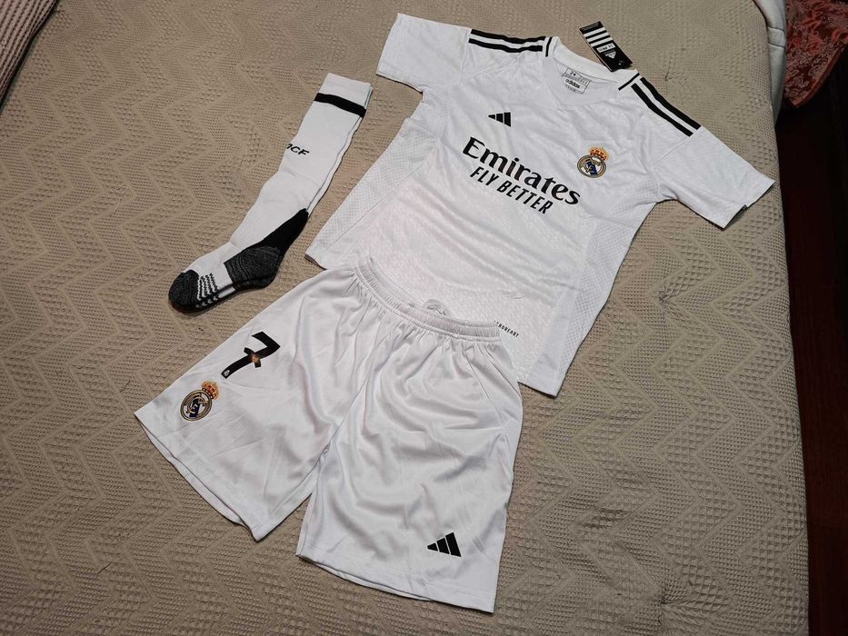 Camisola criança Vinicius VINI JR. Equipamento REAL MADRID | NOVO