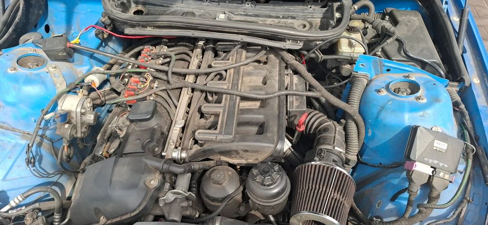 Silnik Słupek  BMW E46 2,0 B M52 B20 (206S4