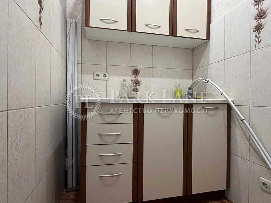 Оренда офісу/шоу-руму (43 м²) у самому центрі Києва – вул. Івана Франка, 30