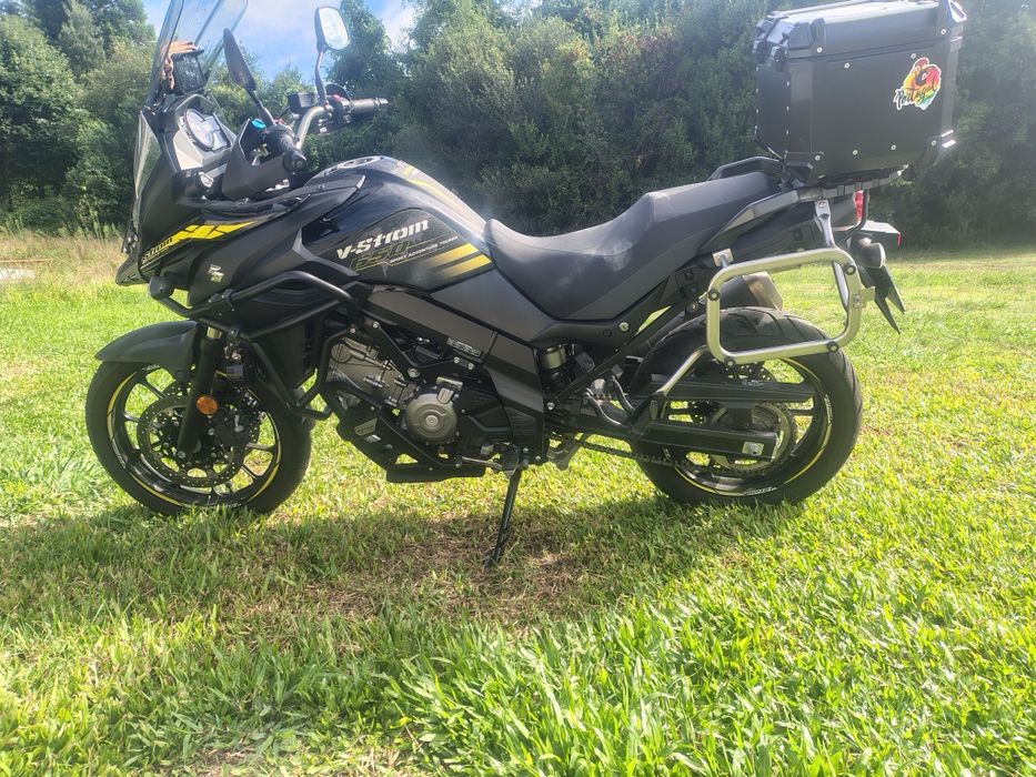 Suzuki v s strom 650 Novembro 2023