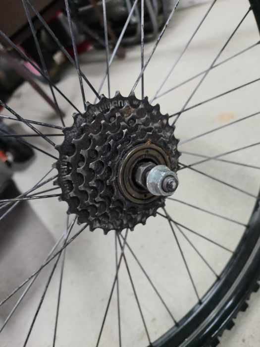 Koła do roweru z oponami 24 cale