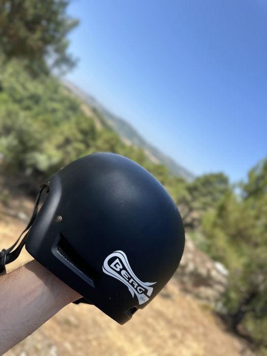Capacete - Preto Berg Médio