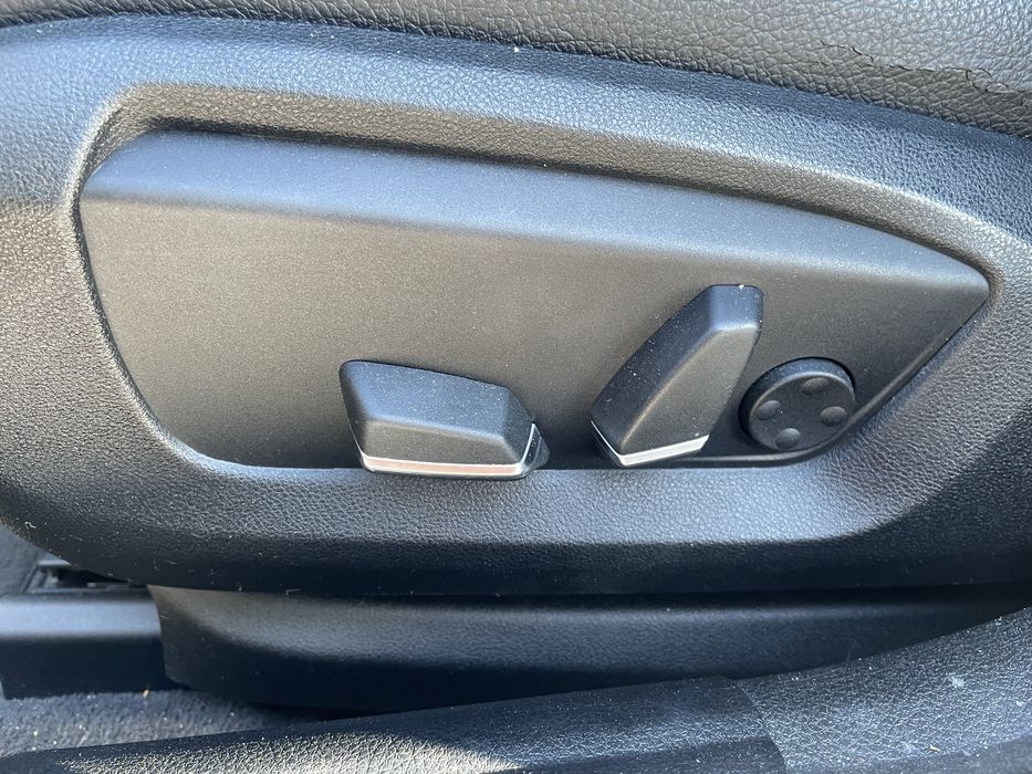 В Продажі BMW F10 2015 рік