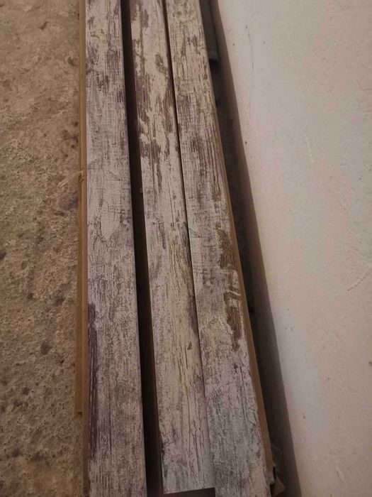 Listwy przypodłogowe