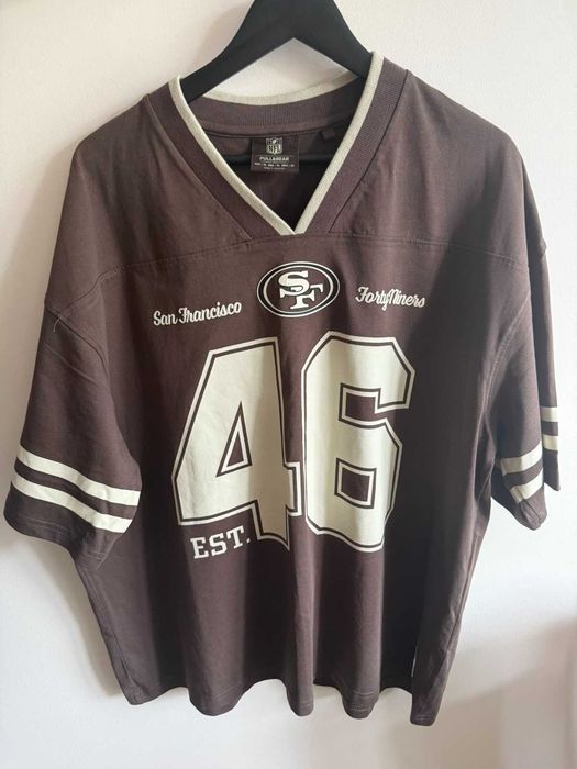 Pull and Bear T-Shirt
