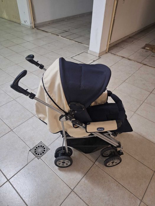 Carrinho para Bebé da Marca Chicco