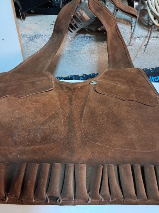 Cintos de caça em couro