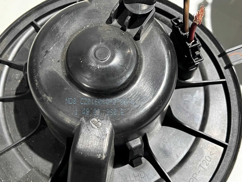 моторчик печки пассат б6 Гольф skoda a5 touran caddy jetta вентилятор