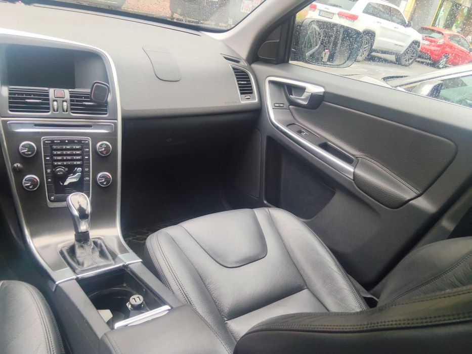 Продам Volvo XC60 3l 2013 р.