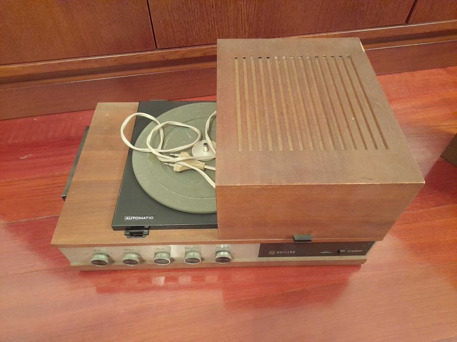 Giradiscos Philips antigo