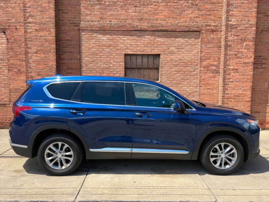 Hyundai Santa Fe SEL      2020