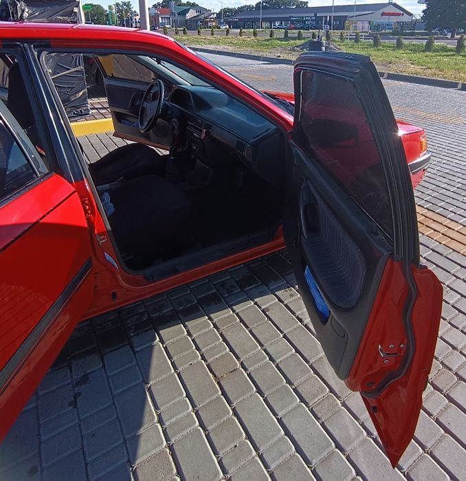 Mazda 323 1.6 16V