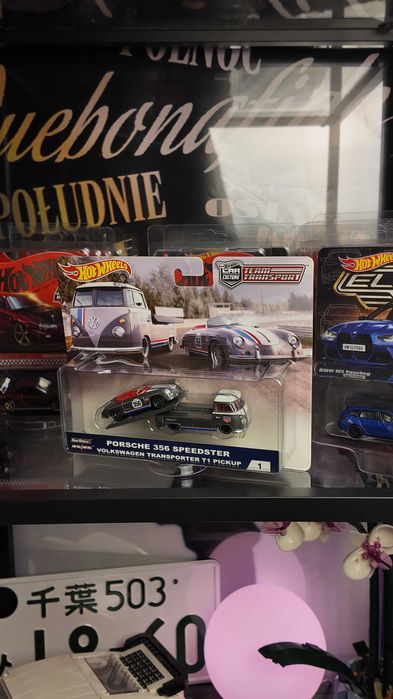 Hot Wheels Premium Team Transport Porsche 356 Speedster VW T1 Pickup 1