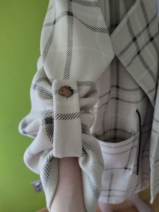 Продаю пальто для дівчини