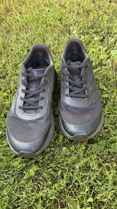 Продам кросівки сітка adidas розмір 38