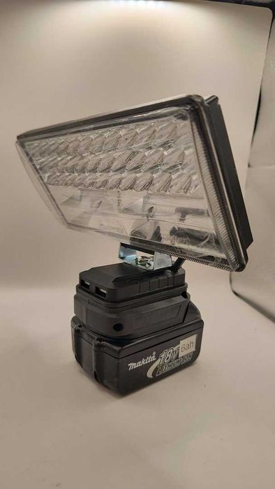 Lampa robocza LED do akumulatorów MAKITA 18V BL18 FVat 23%