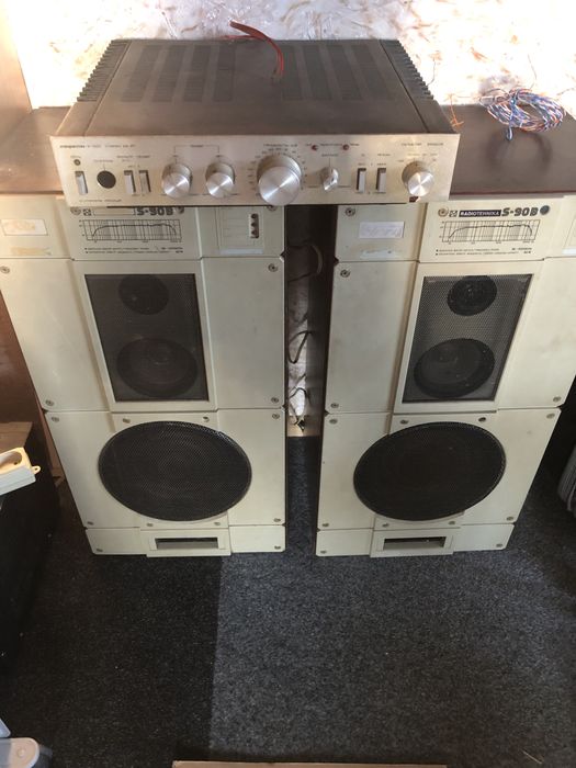 Колонки акустика Радиотехника s-90 hi-fi и усилитель амфитон у-002